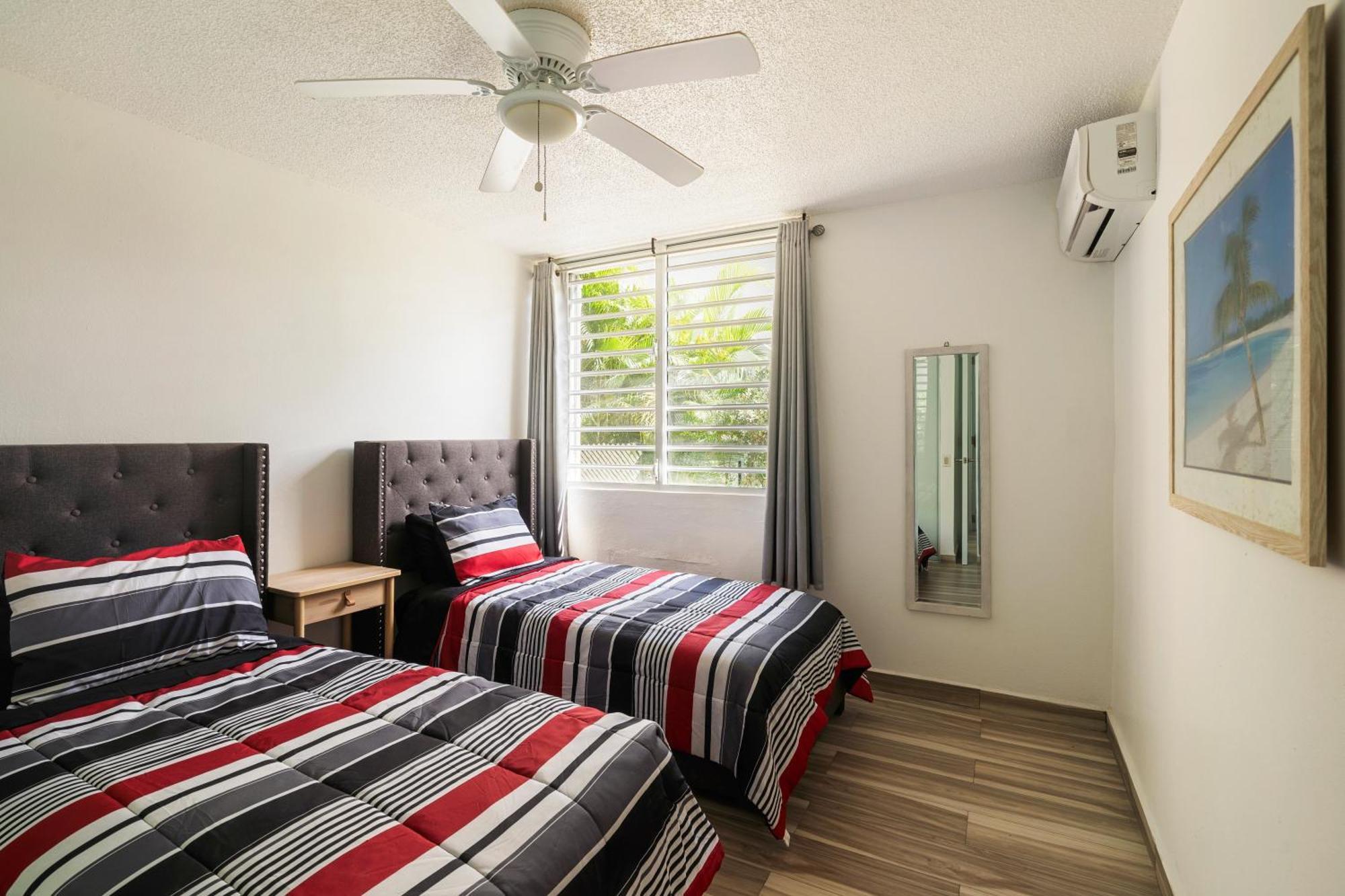 Ocean Blue Beach Apt Luquillo Exterior photo