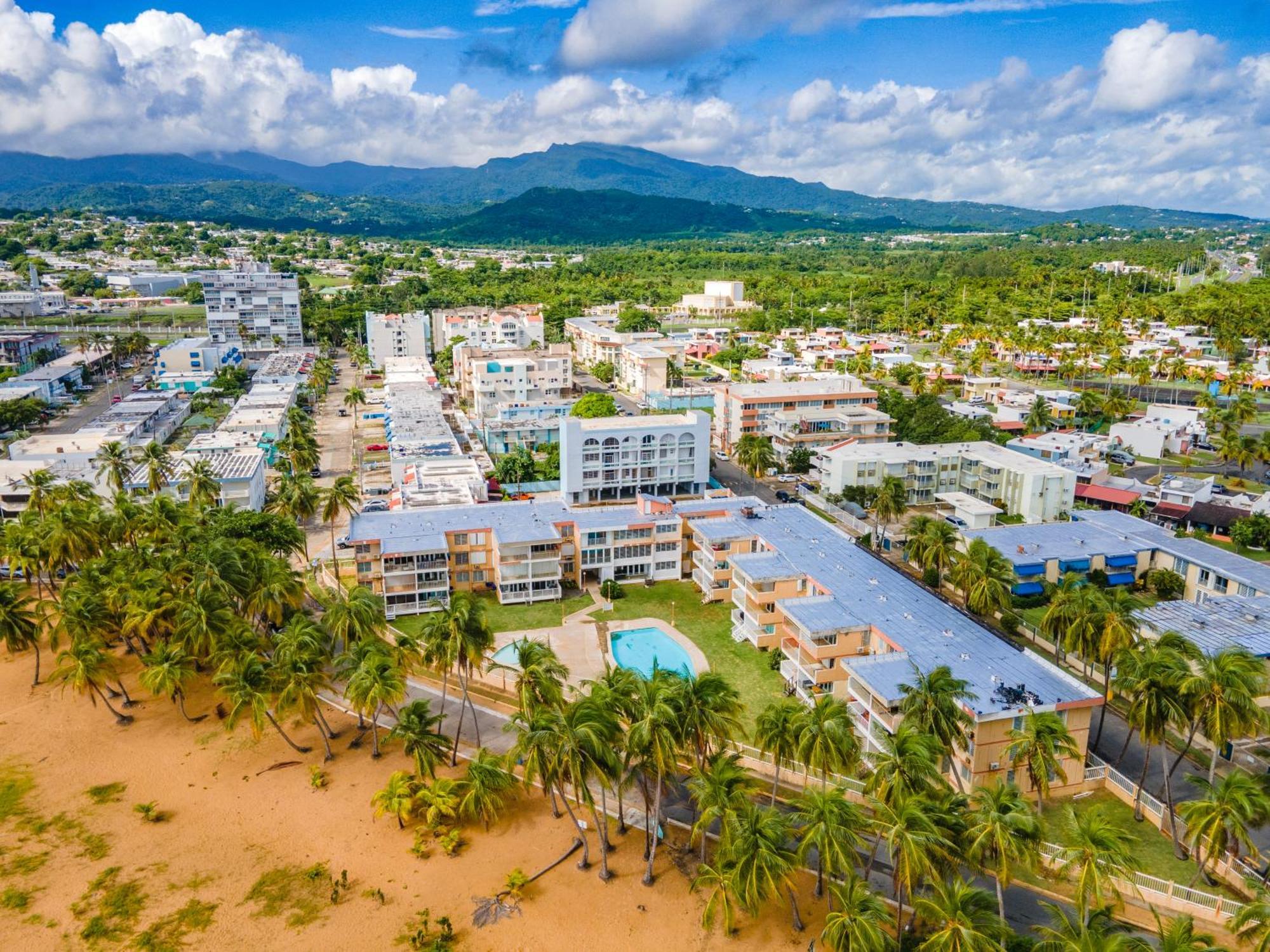 Ocean Blue Beach Apt Luquillo Exterior photo